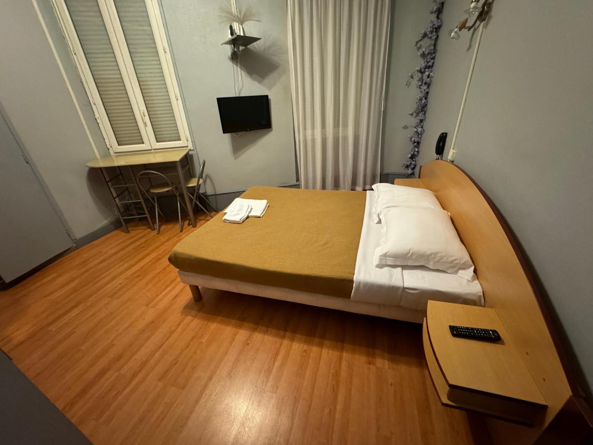 Le Terminus D'Albi Hotel Luaran gambar