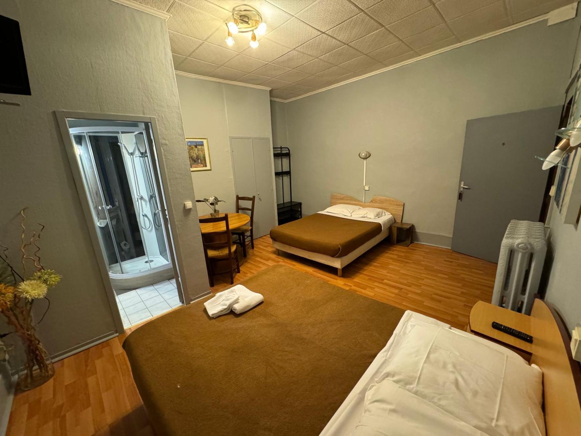 Le Terminus D'Albi Hotel Luaran gambar