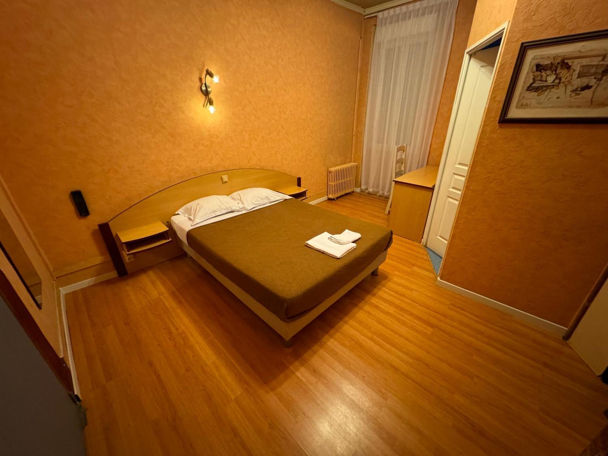 Le Terminus D'Albi Hotel Luaran gambar