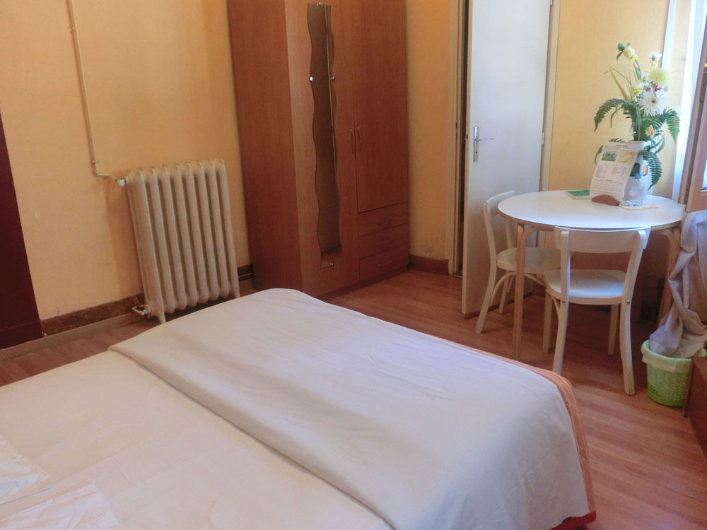Le Terminus D'Albi Hotel Luaran gambar